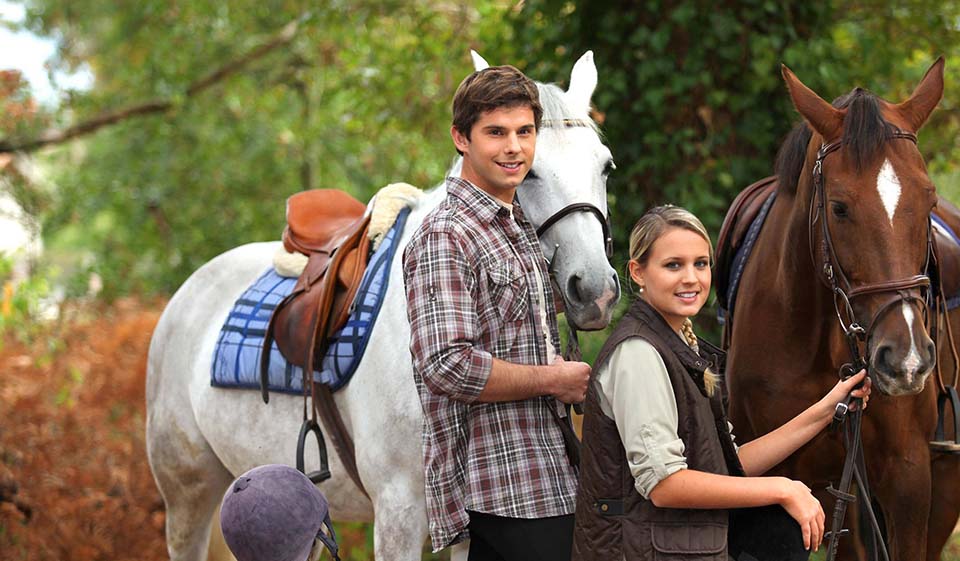 Recensione di EquestrianSingles: entra in contatto con persone che amano i cavalli tanto quanto te