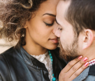 FDating Recensione 2025: È un Sito di Incontri Legittimo?