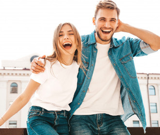 FriendFinder Recensione 2025: È un Sito di Incontri Legittimo?